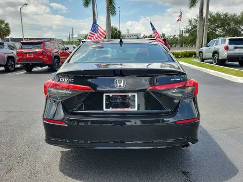 Used 2023 Honda Civic Sport image 10