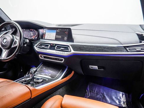 Used 2022 BMW X7 M50i w/ Executive Package AWD/4WD image 19