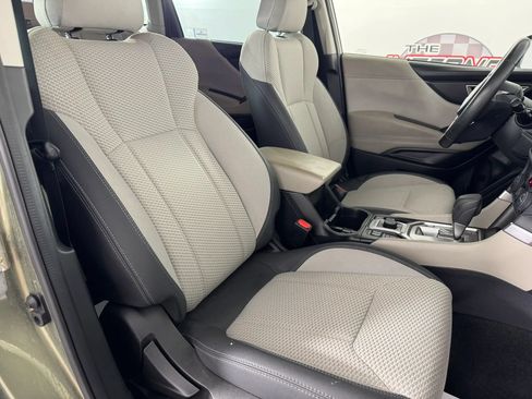 Used 2021 Subaru Forester Premium AWD/4WD image 35