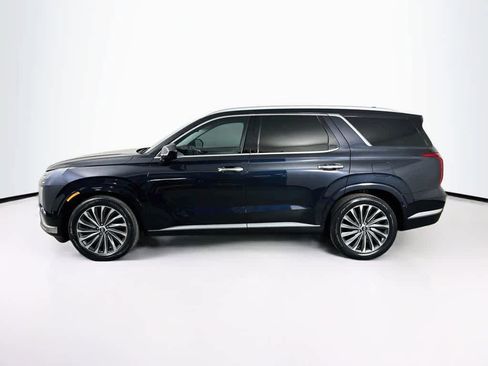 Used 2024 Hyundai Palisade Calligraphy FWD image 3