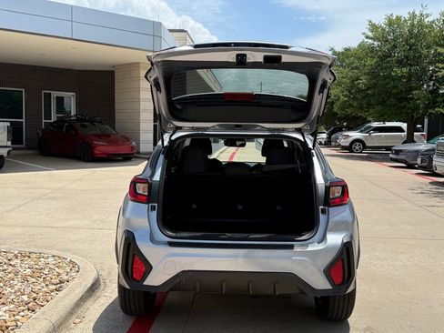 Used 2025 Subaru Crosstrek 2.5i Premium AWD/4WD image 5