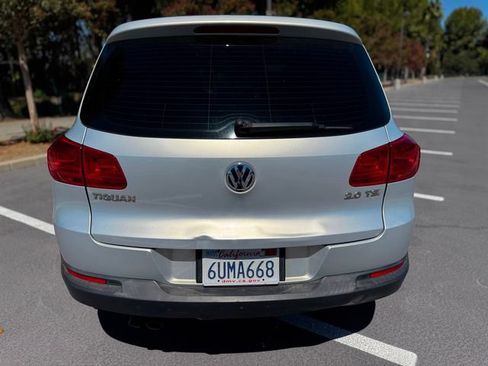 Used 2012 Volkswagen Tiguan S FWD image 14