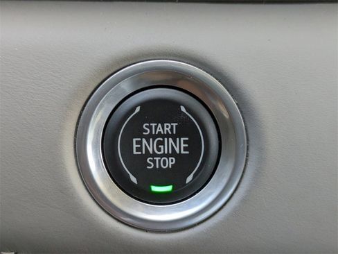 Used 2022 Cadillac Escalade ESV Sport Platinum image 35