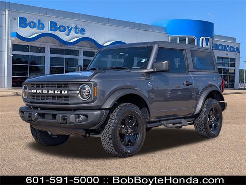 Used 2024 Ford Bronco Black Diamond image 1