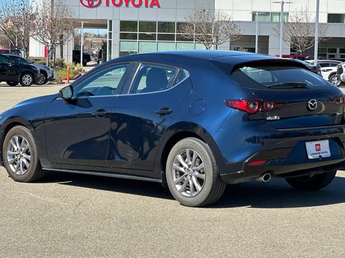 Used 2022 MAZDA MAZDA3 s image 6