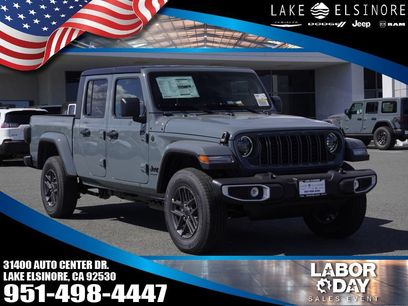 New 2026 Jeep Gladiator Sport