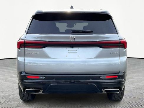 Used 2025 Buick Enclave Sport Touring image 6