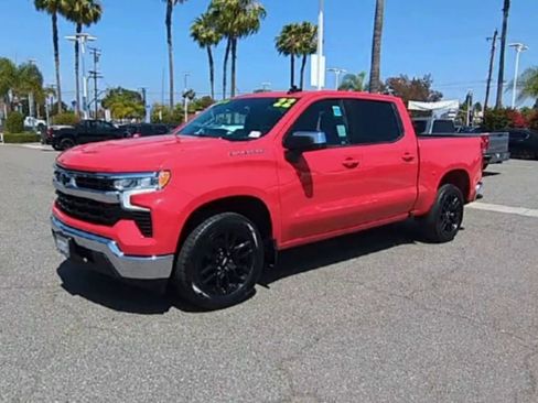 Used 2022 Chevrolet Silverado 1500 LT RWD image 4