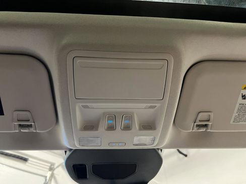 Used 2021 Ford Escape SEL image 23