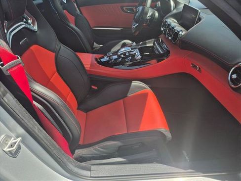 Used 2017 Mercedes-Benz AMG GT S image 19