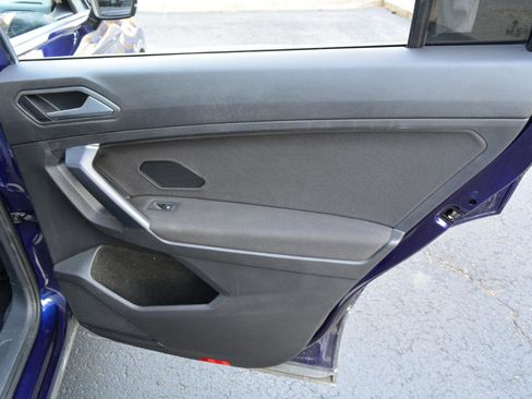 Used 2021 Volkswagen Tiguan S image 16