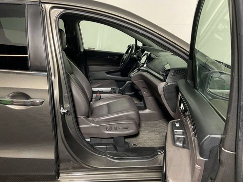 Used 2022 Honda Odyssey Touring image 36