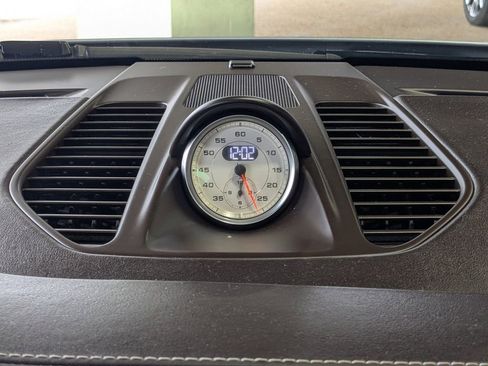 Used 2016 Porsche 911 Turbo S image 26