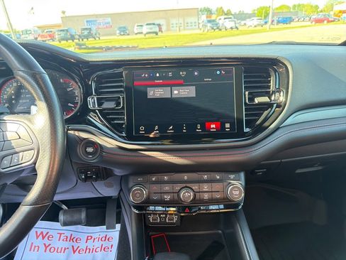 Used 2023 Dodge Durango GT AWD/4WD image 17