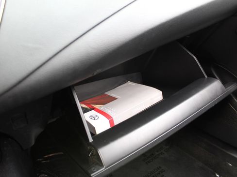 Used 2021 Toyota Corolla LE FWD image 20