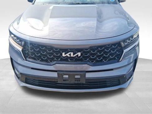 Certified 2023 Kia Sorento S w/ Panoramic Sunroof Package FWD image 18