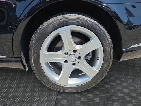 Used 2014 Mercedes-Benz E 350 4MATIC Sedan image 38