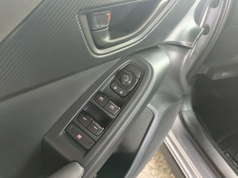 Certified 2025 Subaru Crosstrek 2.0i Premium image 13