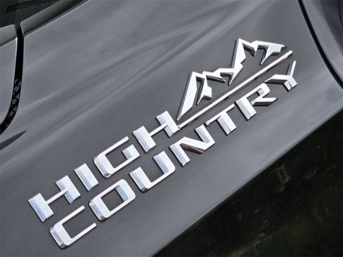 Used 2023 Chevrolet Tahoe High Country image 11