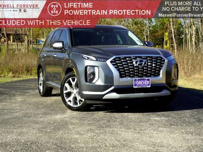Used 2022 Hyundai Palisade Limited w/ Cargo Package