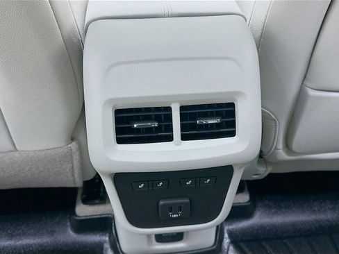 Used 2024 GMC Terrain Denali w/ Denali Premium Package AWD/4WD image 26