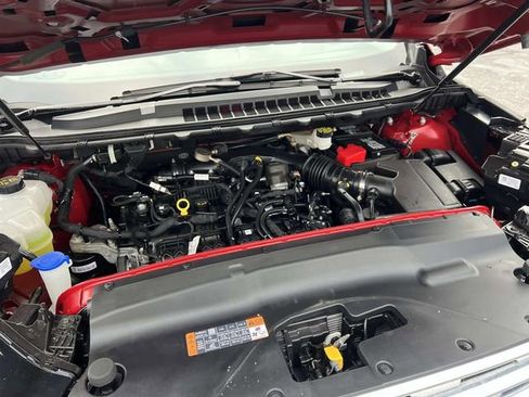 Certified 2022 Ford Edge SEL w/ Convenience Package image 10