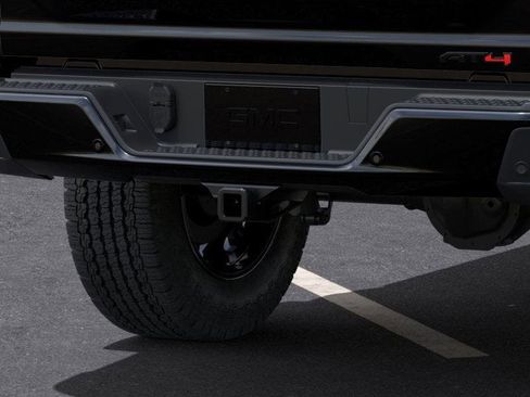 New 2025 GMC Canyon AT4 w/ Nightfall Edition image 38