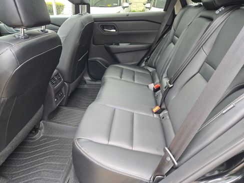 Used 2024 Nissan Rogue SL w/ SL Premium Package FWD image 14