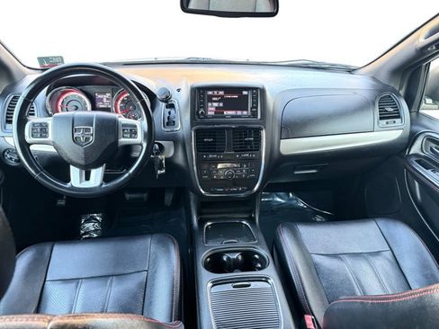 Used 2019 Dodge Grand Caravan GT image 13