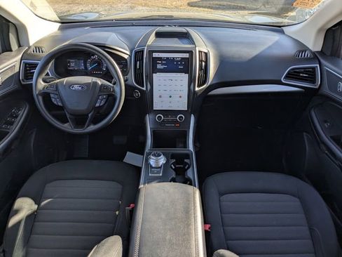 Used 2022 Ford Edge SE AWD/4WD image 13