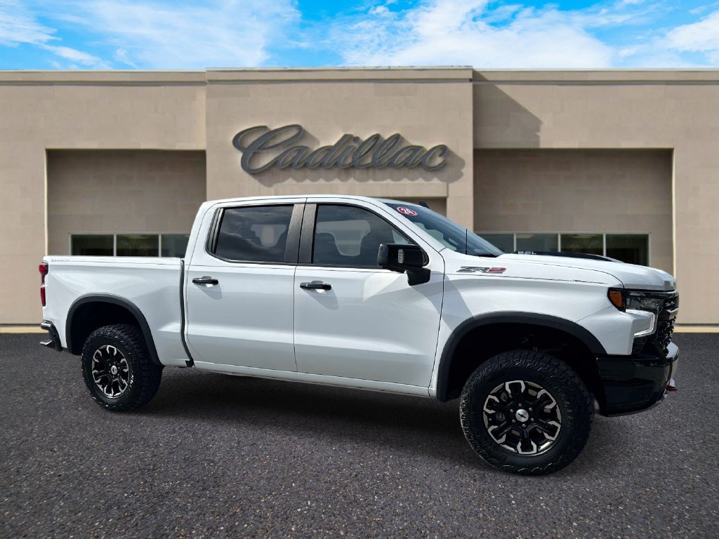Used 2024 Chevrolet Silverado 1500 ZR2 w/ Technology Package AWD/4WD image 5