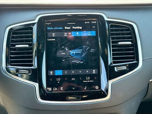 Used 2023 Volvo XC90 B6 Ultimate image 36