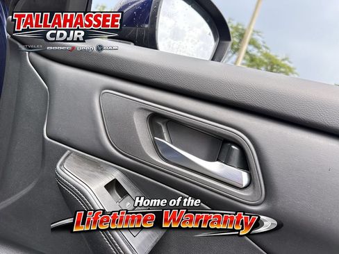 Used 2024 Nissan Rogue SV FWD image 26