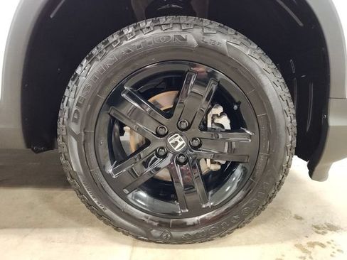 Certified 2023 Honda Ridgeline Black Edition image 36