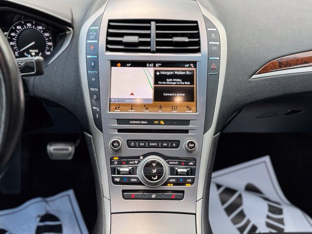 Used 2019 Lincoln MKZ Reserve w/ Reserve Plus Package AWD/4WD image 26