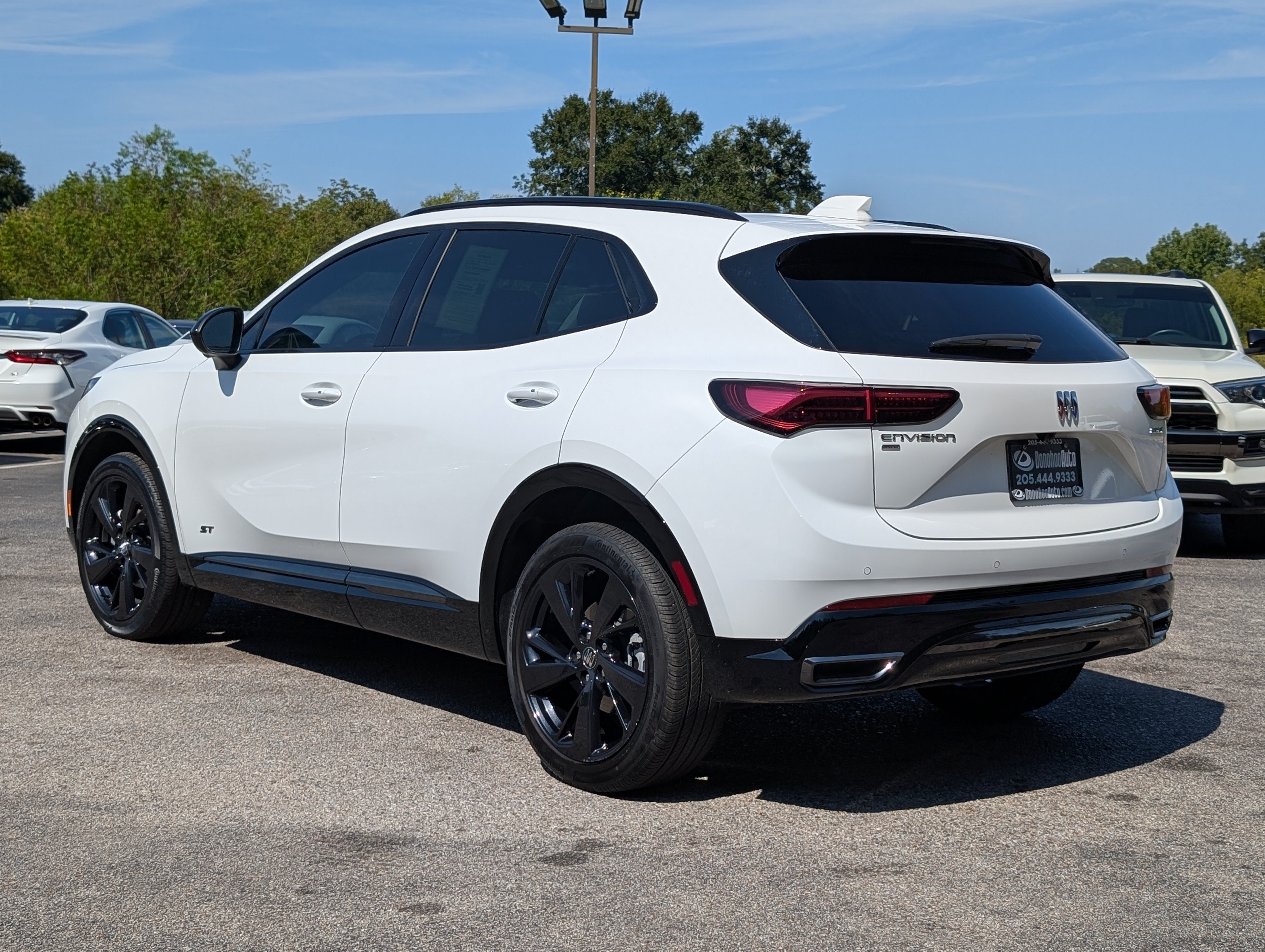 Used 2025 Buick Envision Sport Touring AWD/4WD image 7