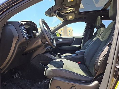 Certified 2023 Volvo XC40 Recharge Plus AWD/4WD image 23