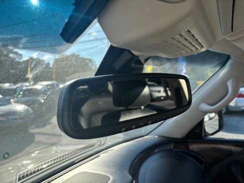 Used 2012 INFINITI QX56 4WD w/ Deluxe Touring Pkg image 32