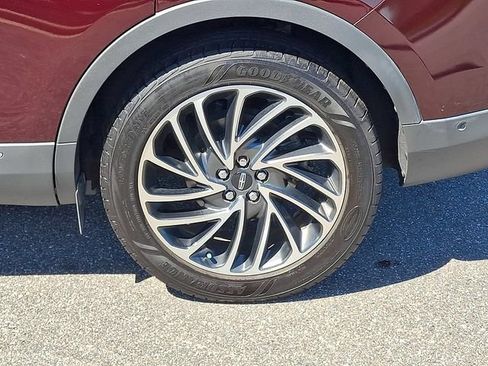 Used 2019 Lincoln Nautilus Reserve FWD image 26