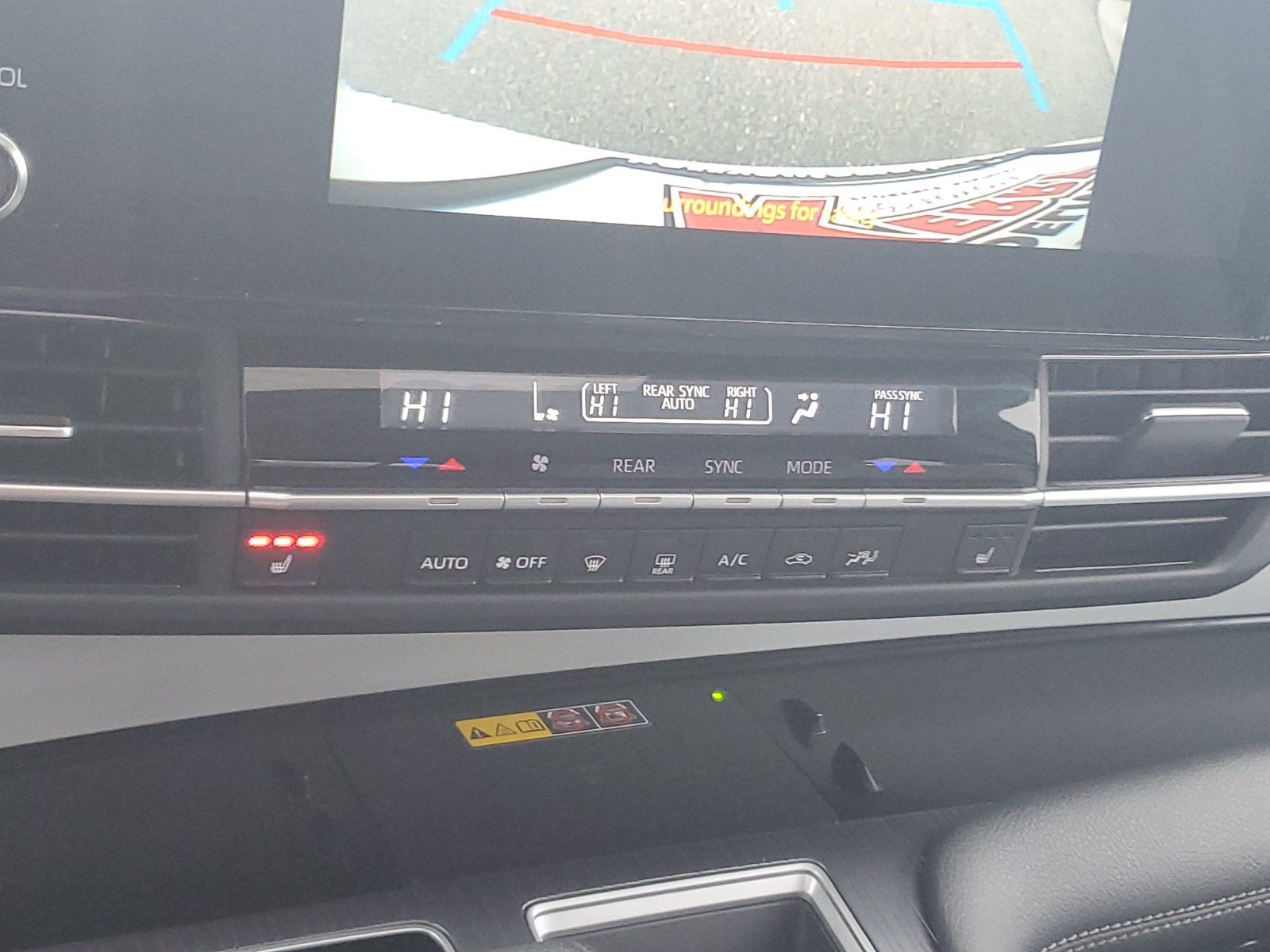 Certified 2025 Toyota Sienna XLE w/ XLE Plus Package AWD/4WD image 28