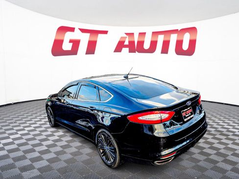 Used 2014 Ford Fusion SE w/ Equipment Group 202A image 5