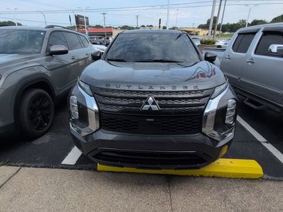 Used 2024 Mitsubishi Outlander SE Black Edition