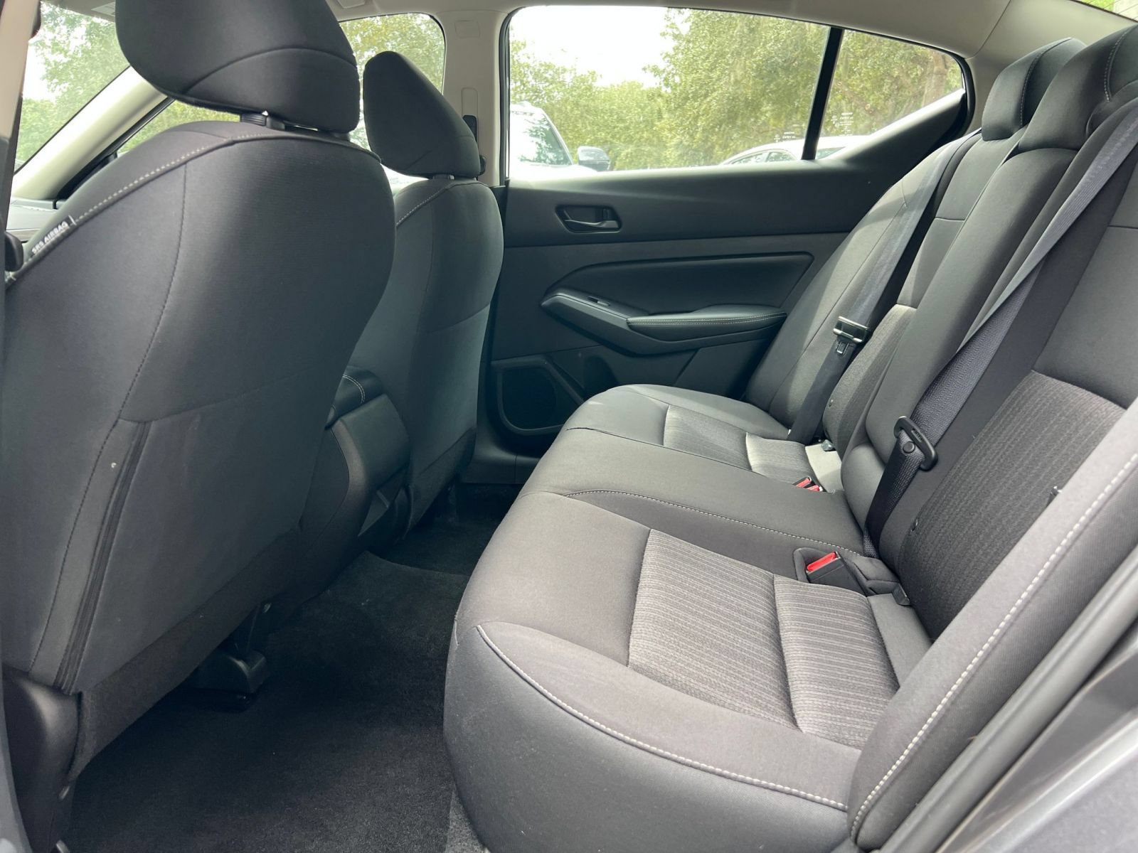 Used 2025 Nissan Altima 2.5 SV FWD image 25