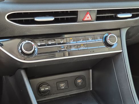 Used 2023 Hyundai Sonata SE image 28