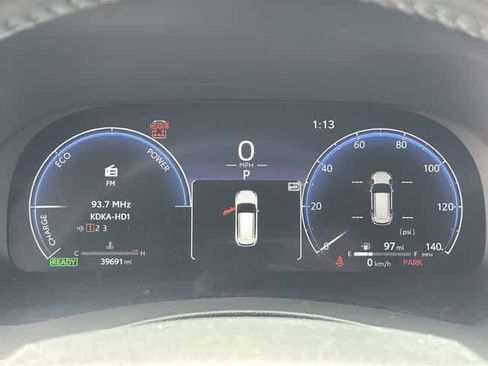 Used 2023 Toyota Highlander Limited image 7