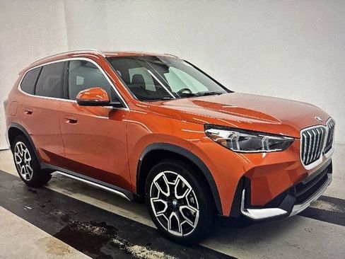 Used 2025 BMW X1 xDrive28i image 3