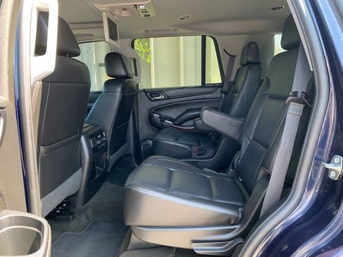 Used 2018 GMC Yukon SLT w/ Premium Edition image 30