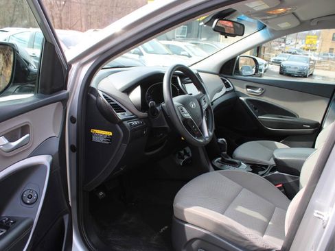 Used 2019 Hyundai Santa Fe XL SE image 22