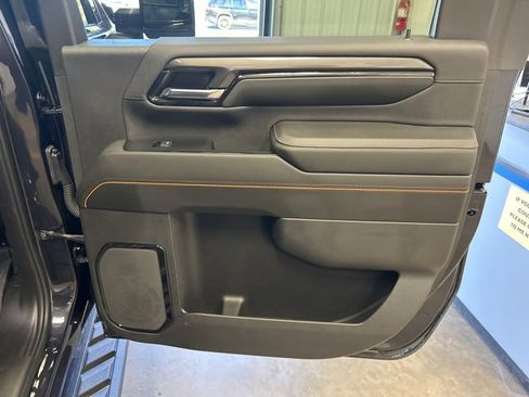 Used 2025 GMC Sierra 3500 AT4 w/ AT4 Premium Plus Package image 28