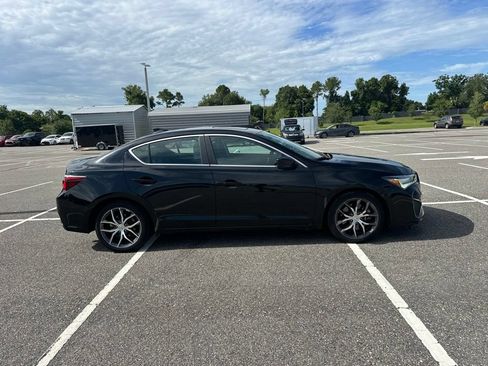 Used 2021 Acura ILX w/ Premium Package FWD image 4